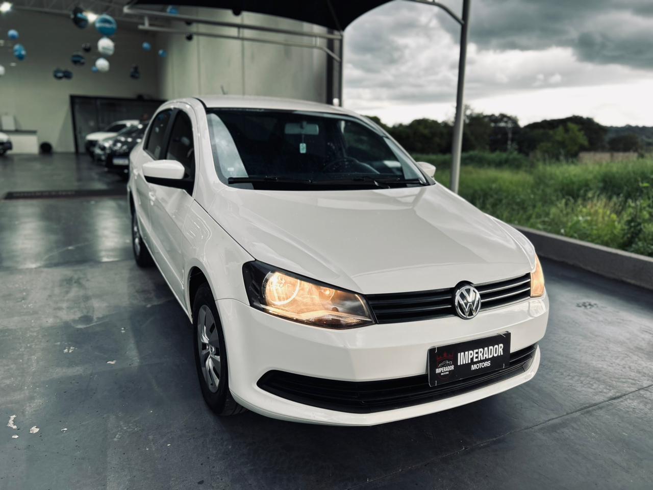Volkswagen Voyage 1.0 TEC Trendline 2015/15