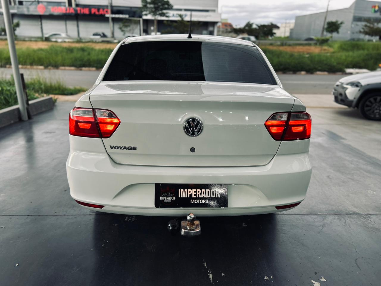Volkswagen Voyage 1.0 TEC Trendline 2015/15