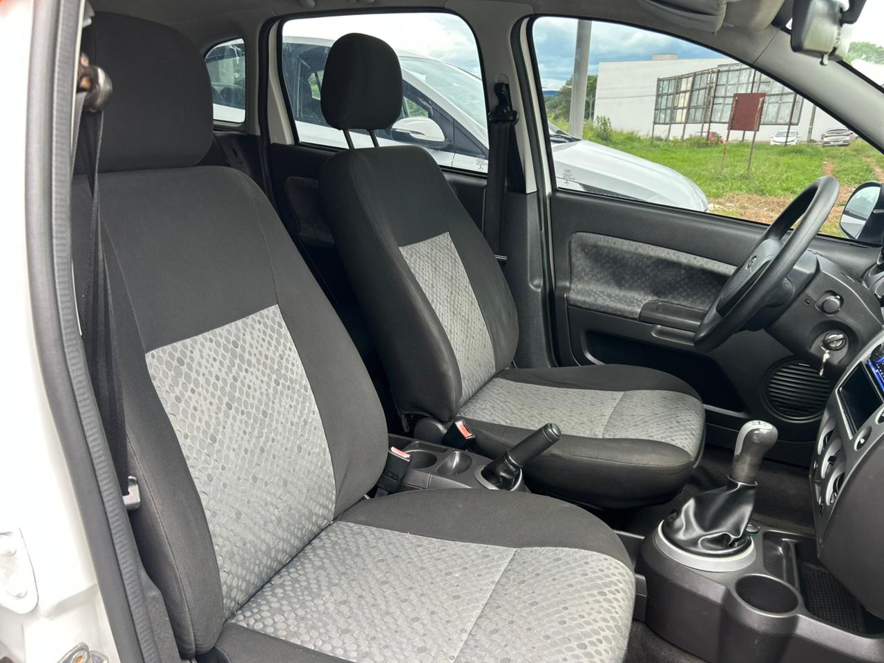 Ford New Fiesta Hatch SE 1.6 16V 2014/14