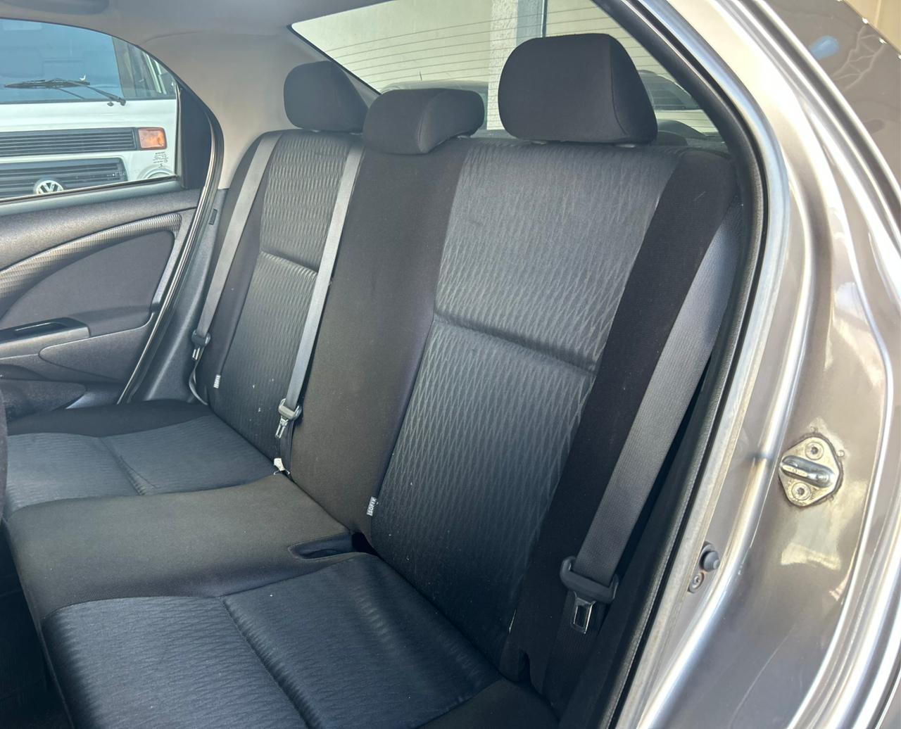 Toyota Etios Sedan X Plus 1.5 2019/19