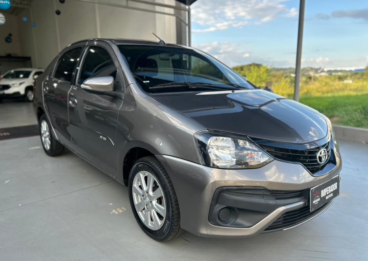 Toyota Etios Sedan X Plus 1.5 2019/19