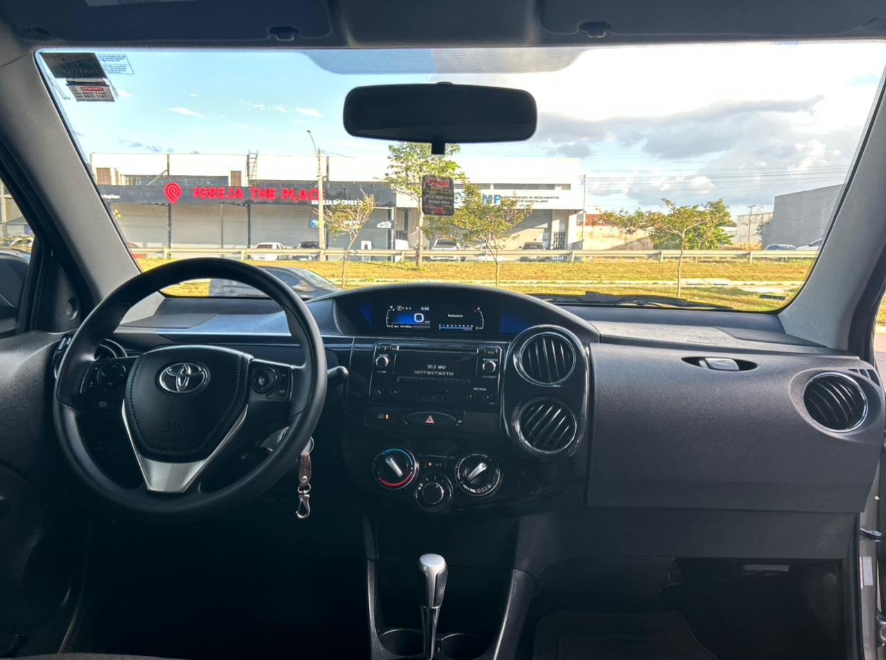 Toyota Etios Sedan X Plus 1.5 2019/19