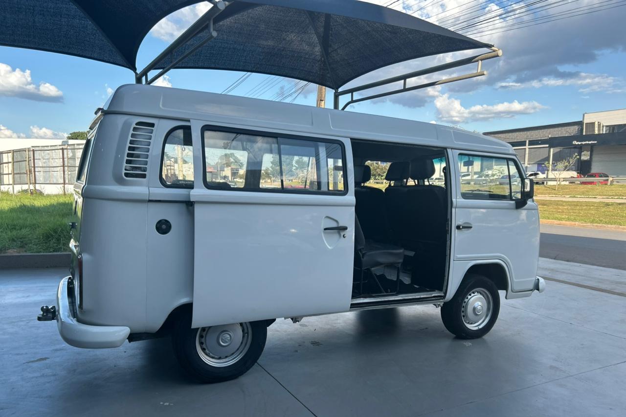 Volkswagen Kombi Furgao 1.4 2014/14