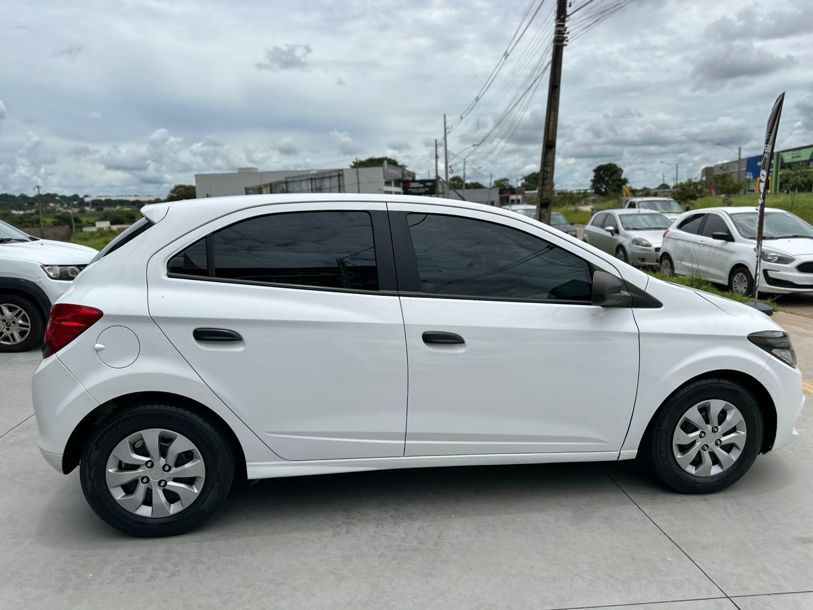 Chevrolet ONIX JOY 1.0 2019/19
