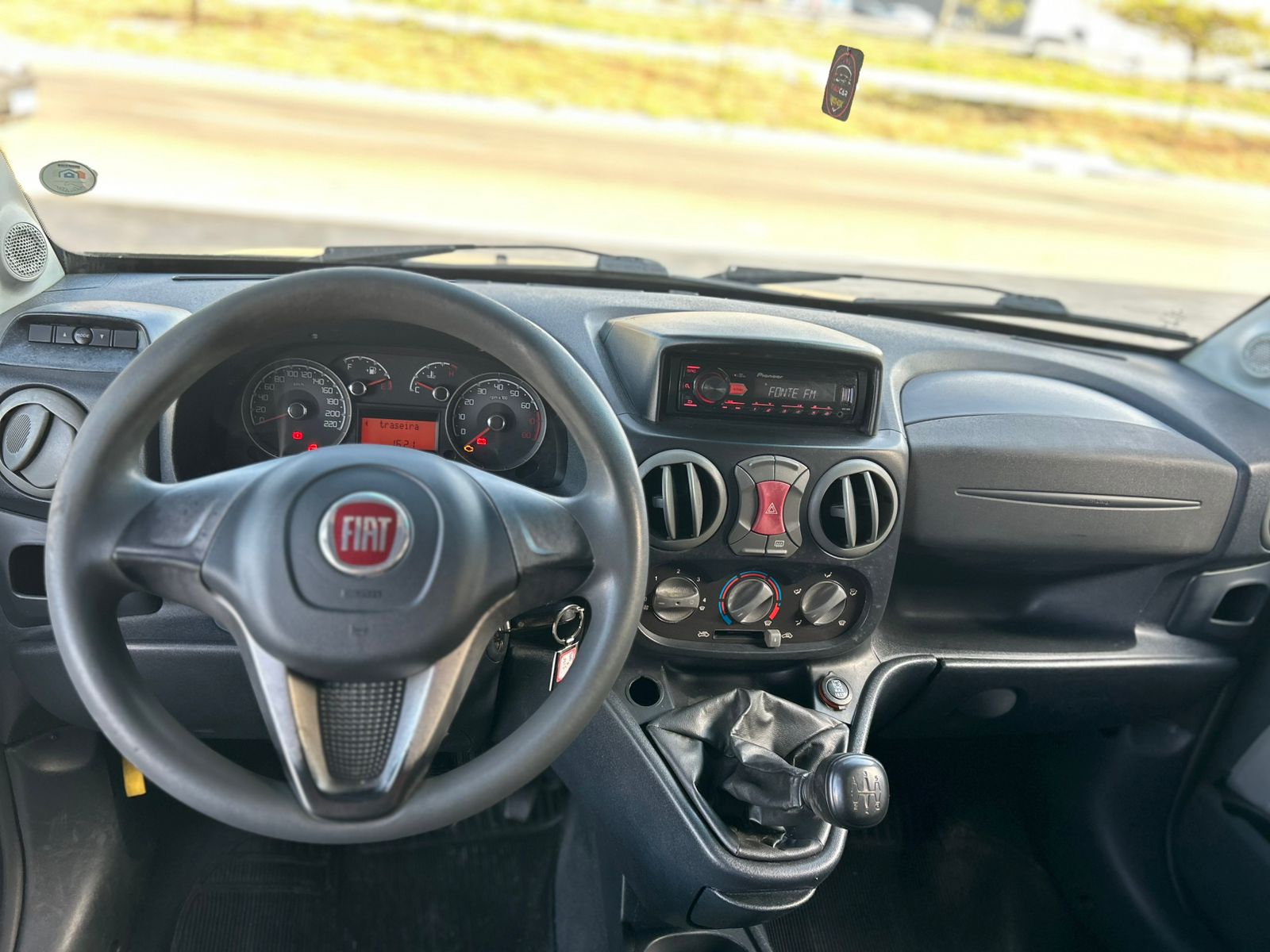 Fiat Doblò Essence 1.8 2015/15