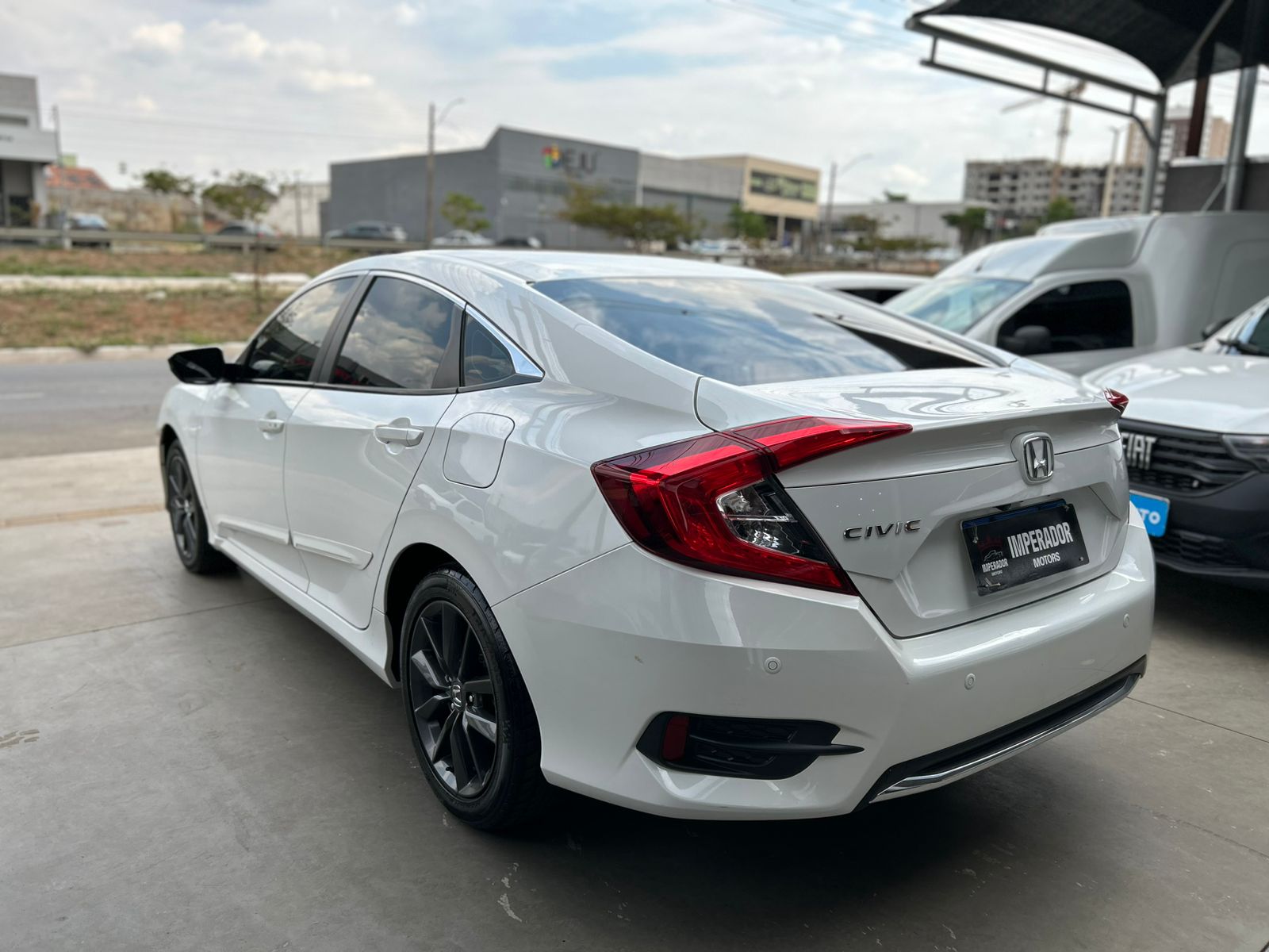 Honda Civic EX 2.0 i-VTEC CVT 2021/21