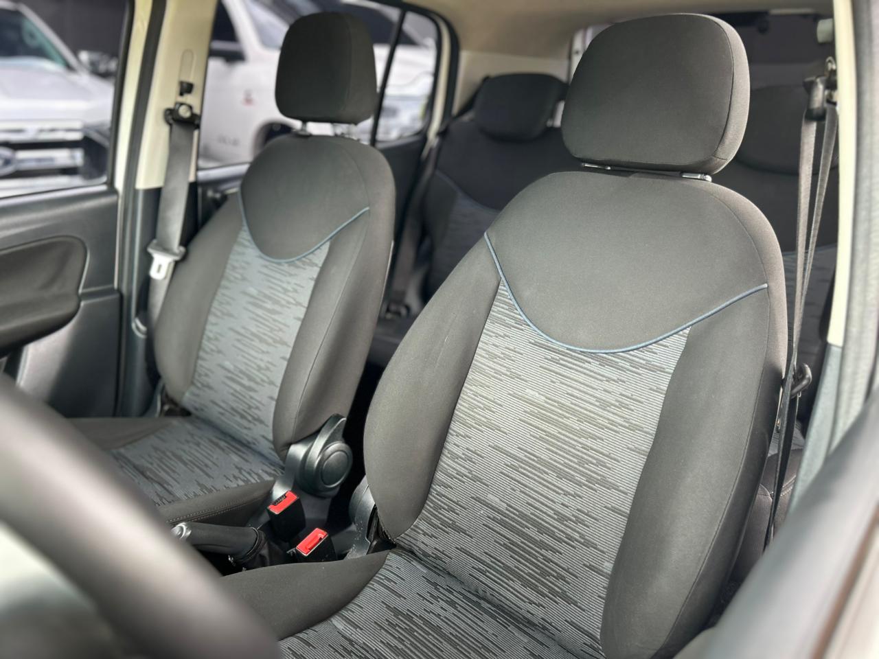Fiat Uno Attractive 1.0 2020/20